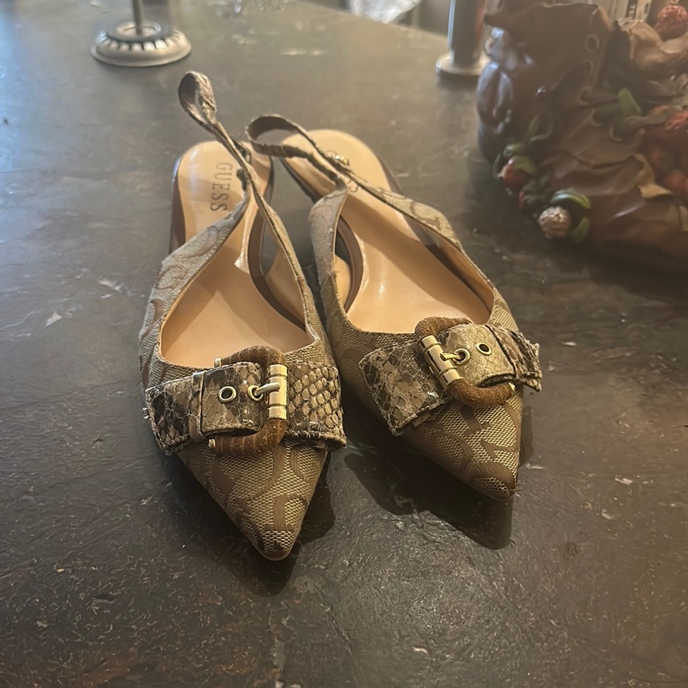 Guess shoes 🧩kitten hill eur 7.5